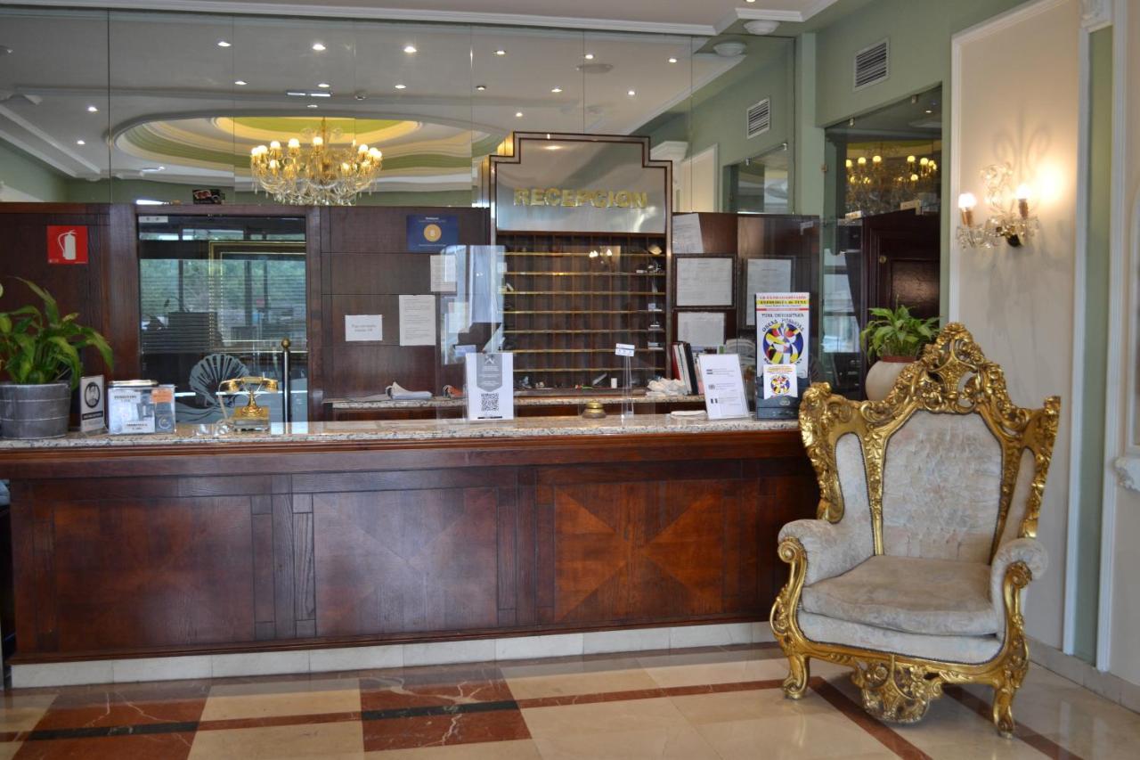My Rooms City Hotel Camino De Santiago Los Tomillares ภายนอก รูปภาพ