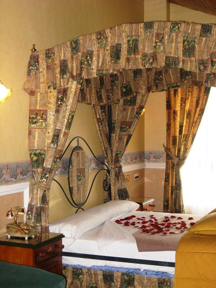 My Rooms City Hotel Camino De Santiago Los Tomillares ภายนอก รูปภาพ